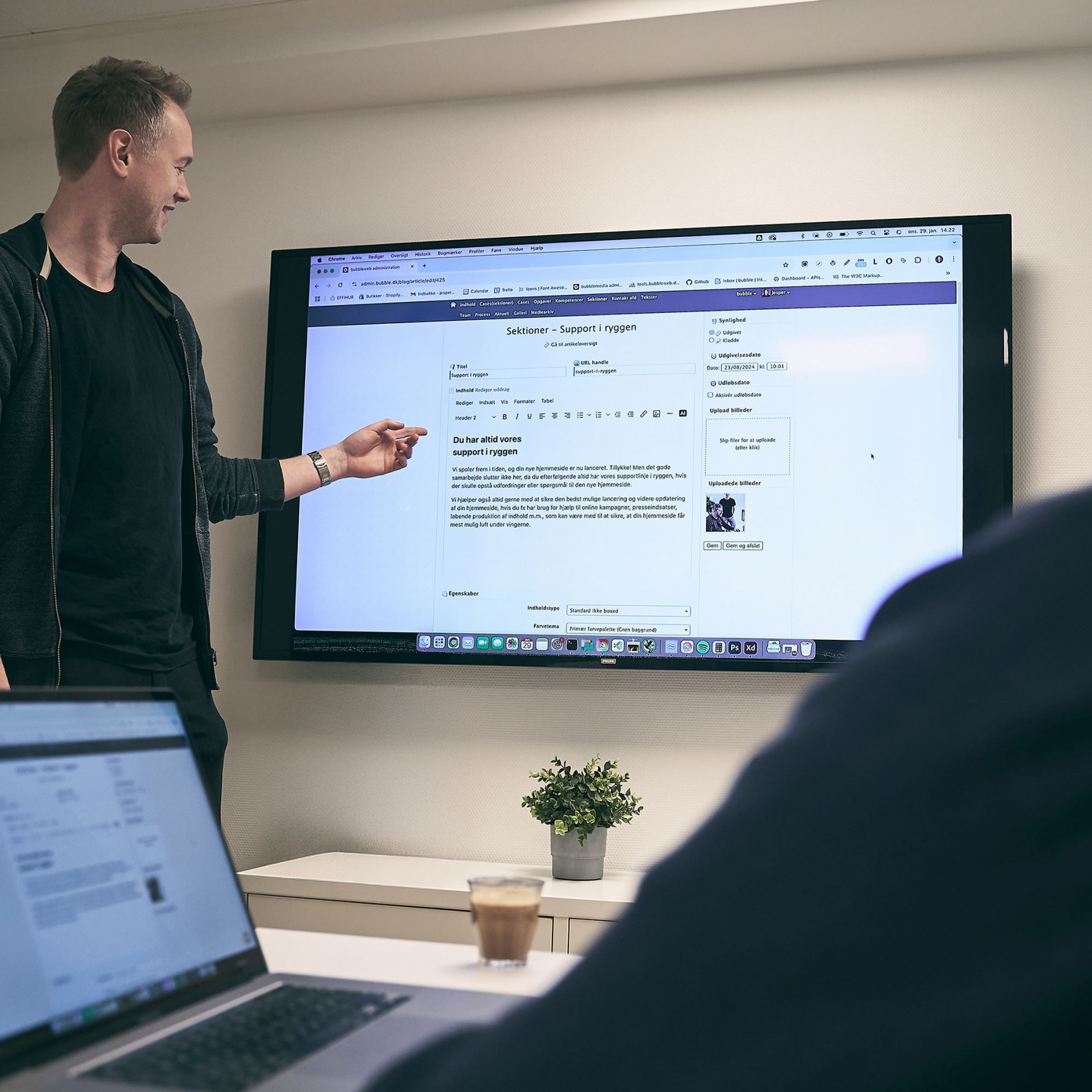 Lancering og oplæring i system